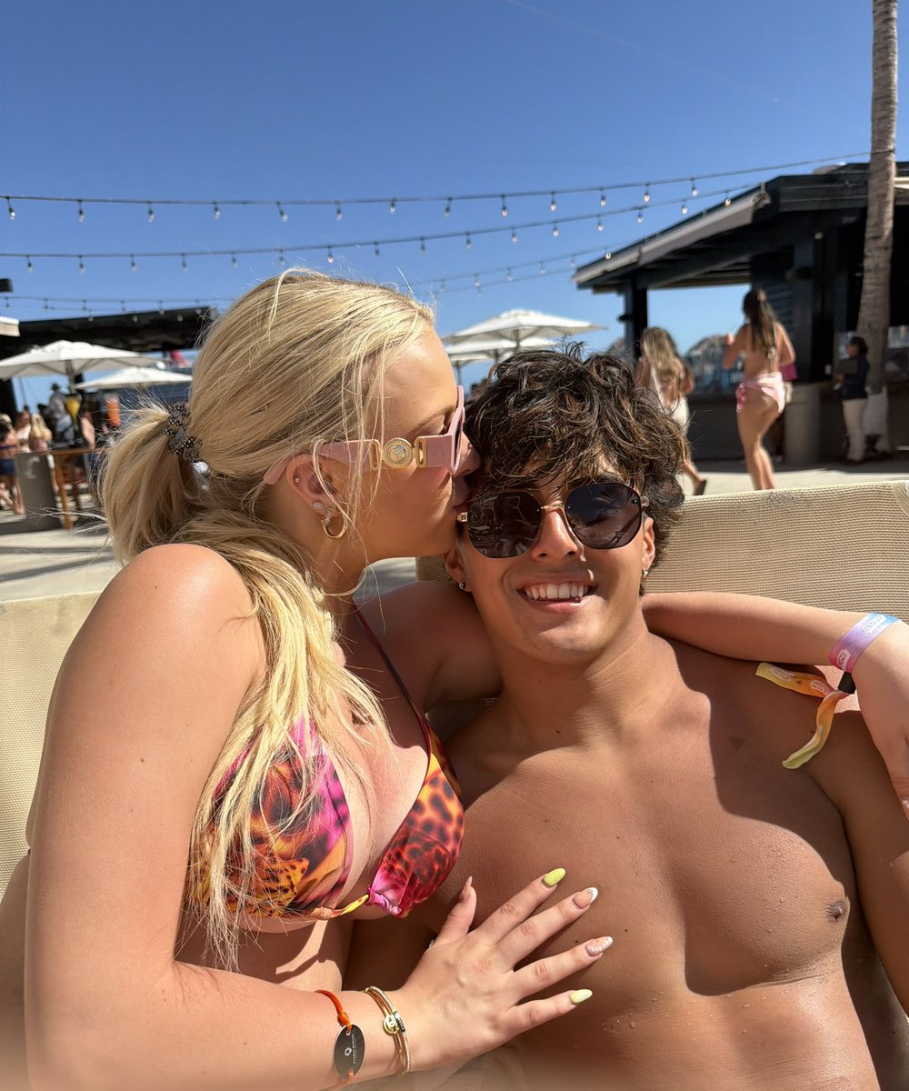 goddess kenz tweet media