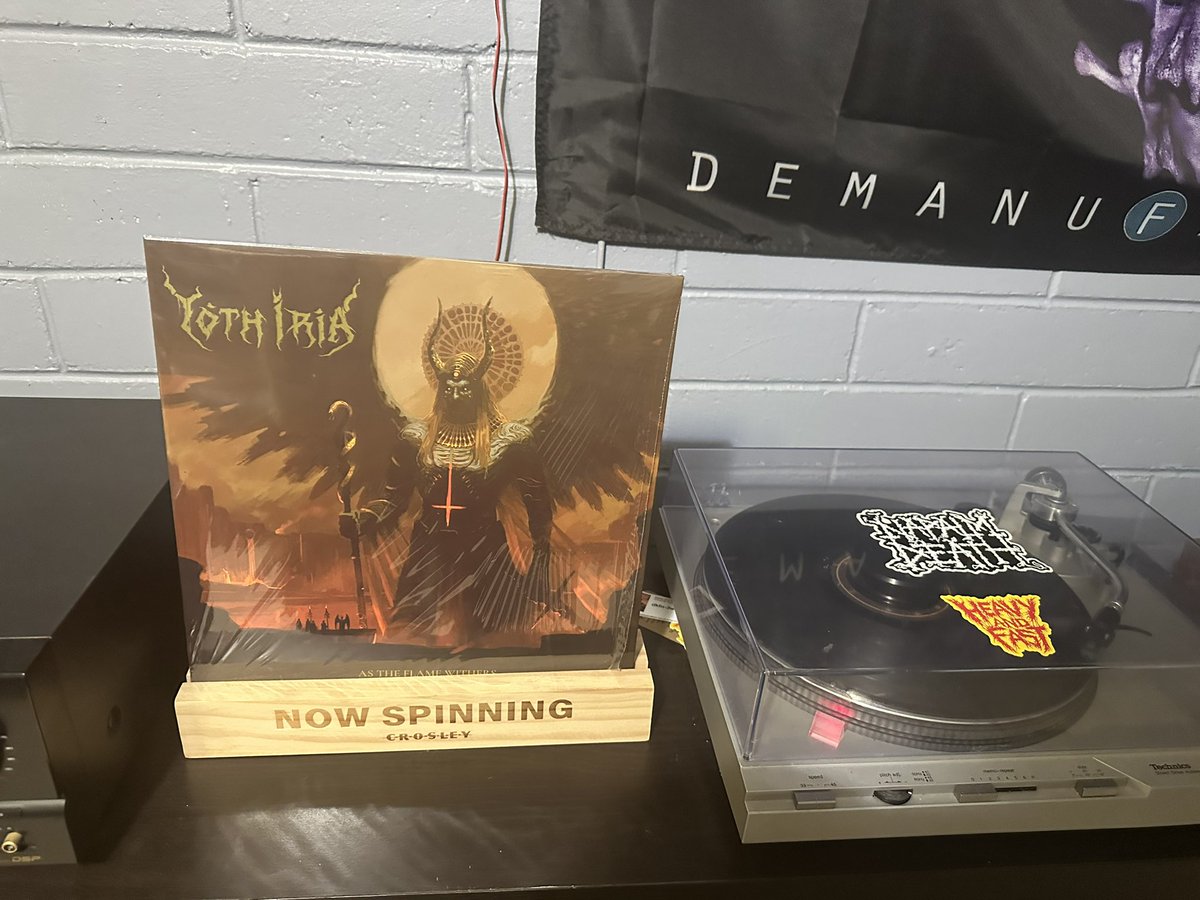 MESHUALEX tweet media