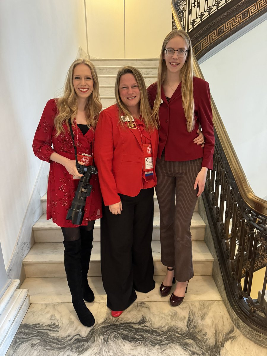 Madeline Peters tweet media