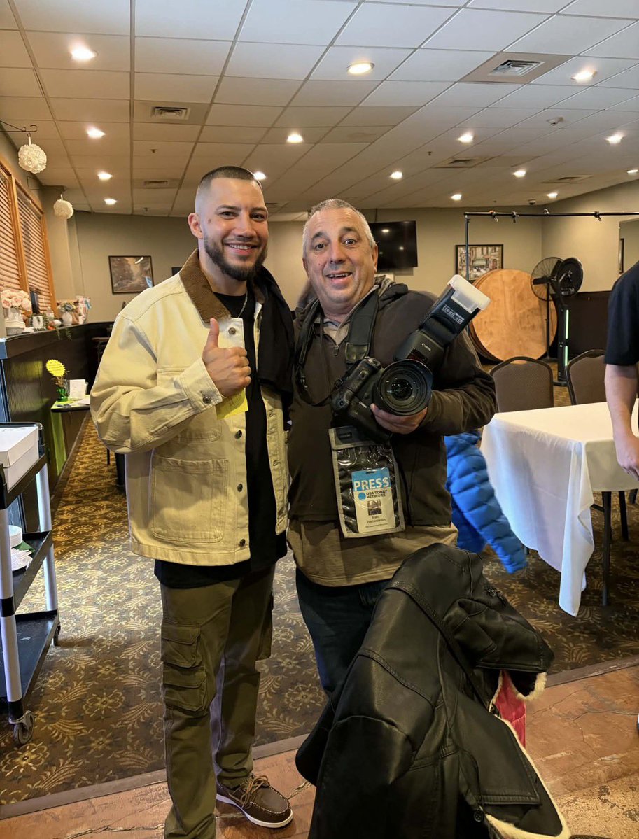 Marc Vasconcellos tweet media