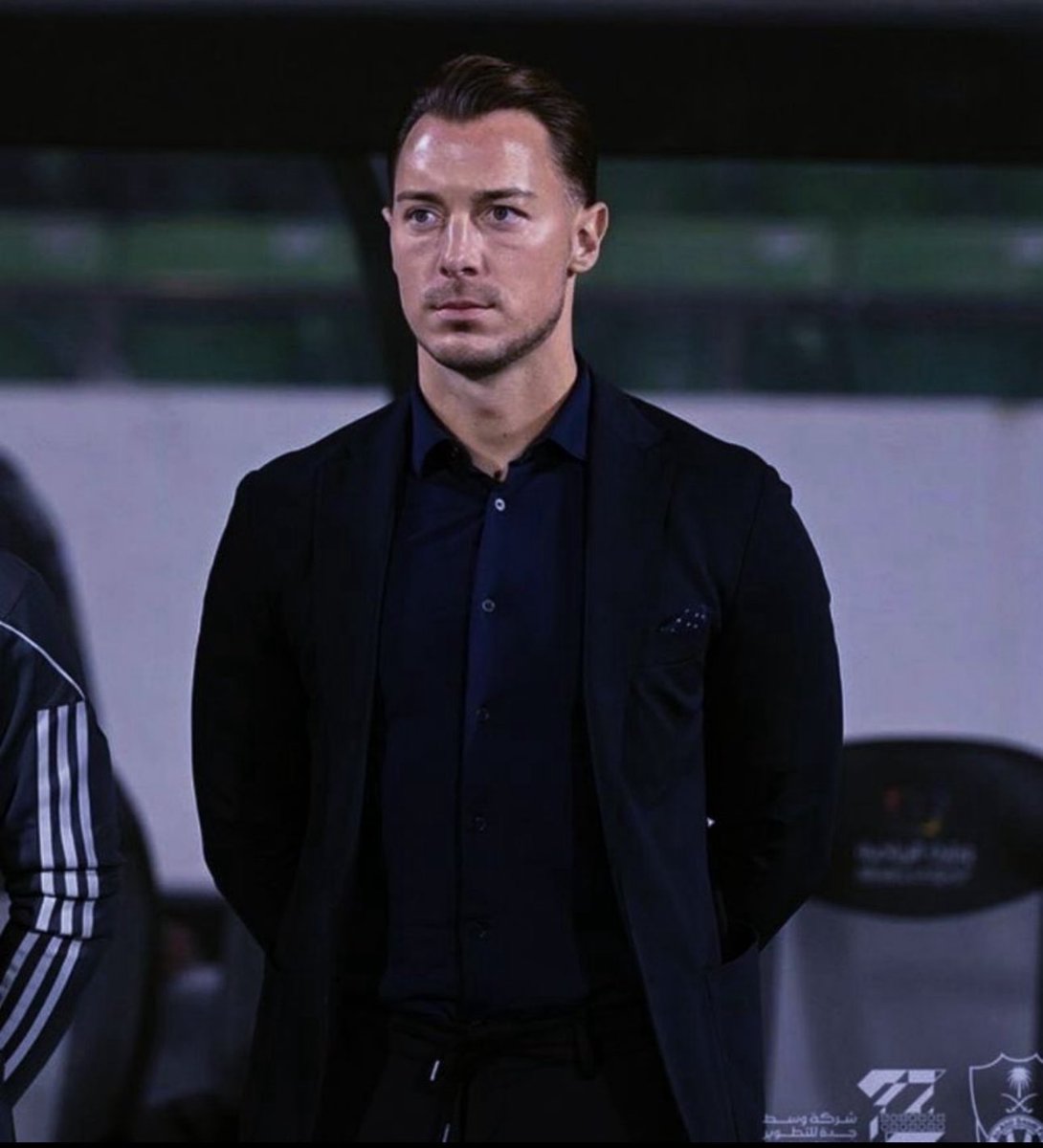 عـاصم tweet media