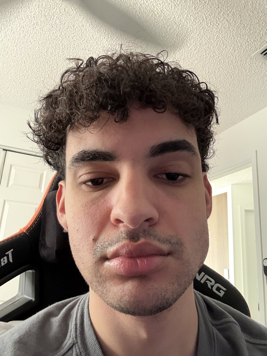 NRG Azfura tweet media