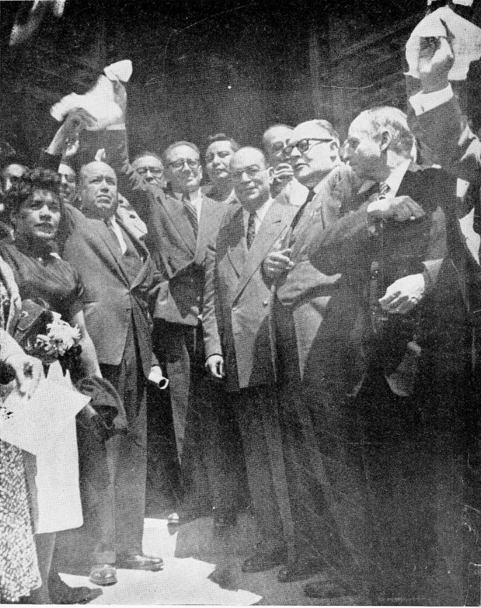 FacMedicinaUNAM's tweet photo. El 17 de marzo de 1956 la Escuela Nacional de Medicina cerró sus puertas en la Plaza de Santo Domingo para trasladarse a su sede actual. Este cambio representó la integración de la comunidad médica al proyecto de modernidad de Ciudad Universitaria. #GacetaFacMed https://t.co/Iapr52pSQb