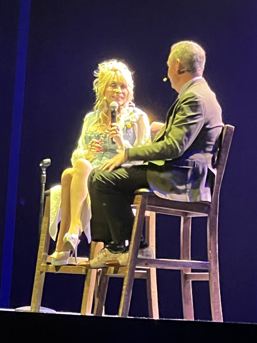 SmartBank tweet media