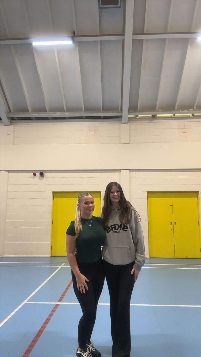 NAActiveSchoolsLargsCluster tweet media