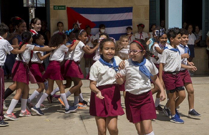 Tecnología Educativa Conectividad Baracoa tweet media