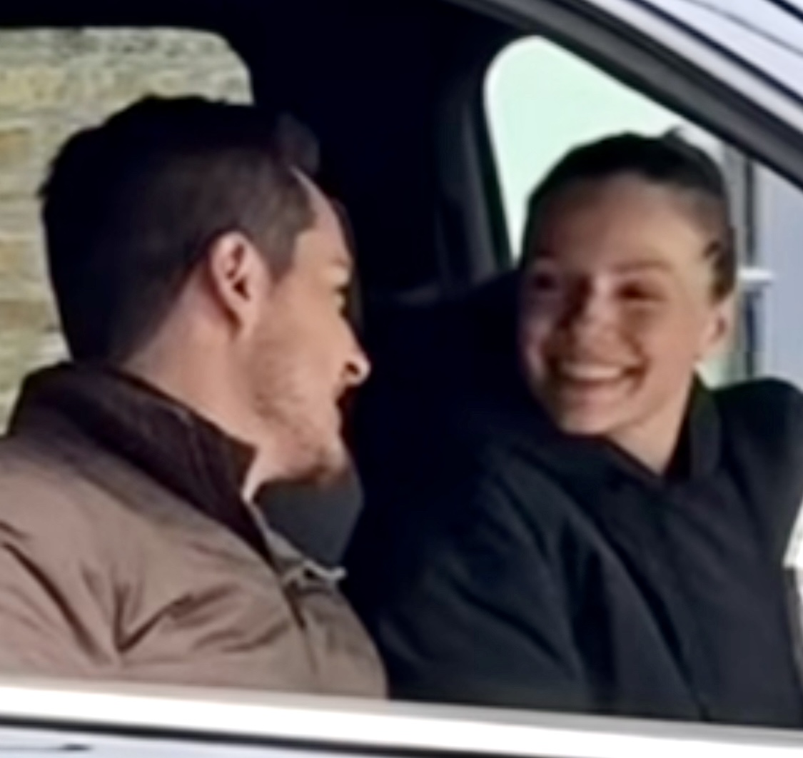 Tray-Jess {fan account} tweet media