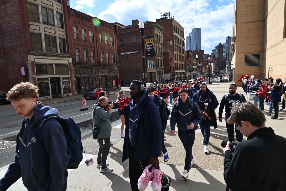 Duquesne University tweet media