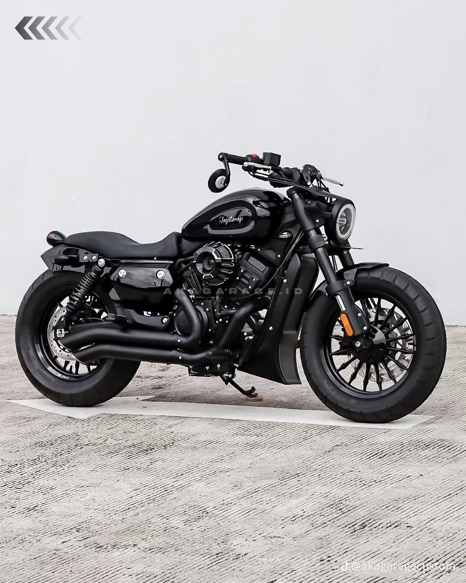 Motorcycles & More tweet media