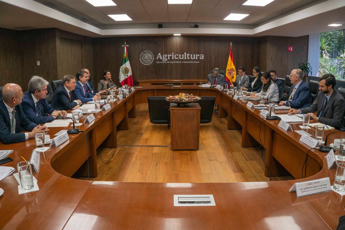 Luis Planas Puchades tweet media