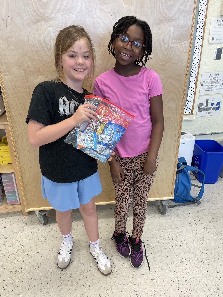 Campus School Library tweet media