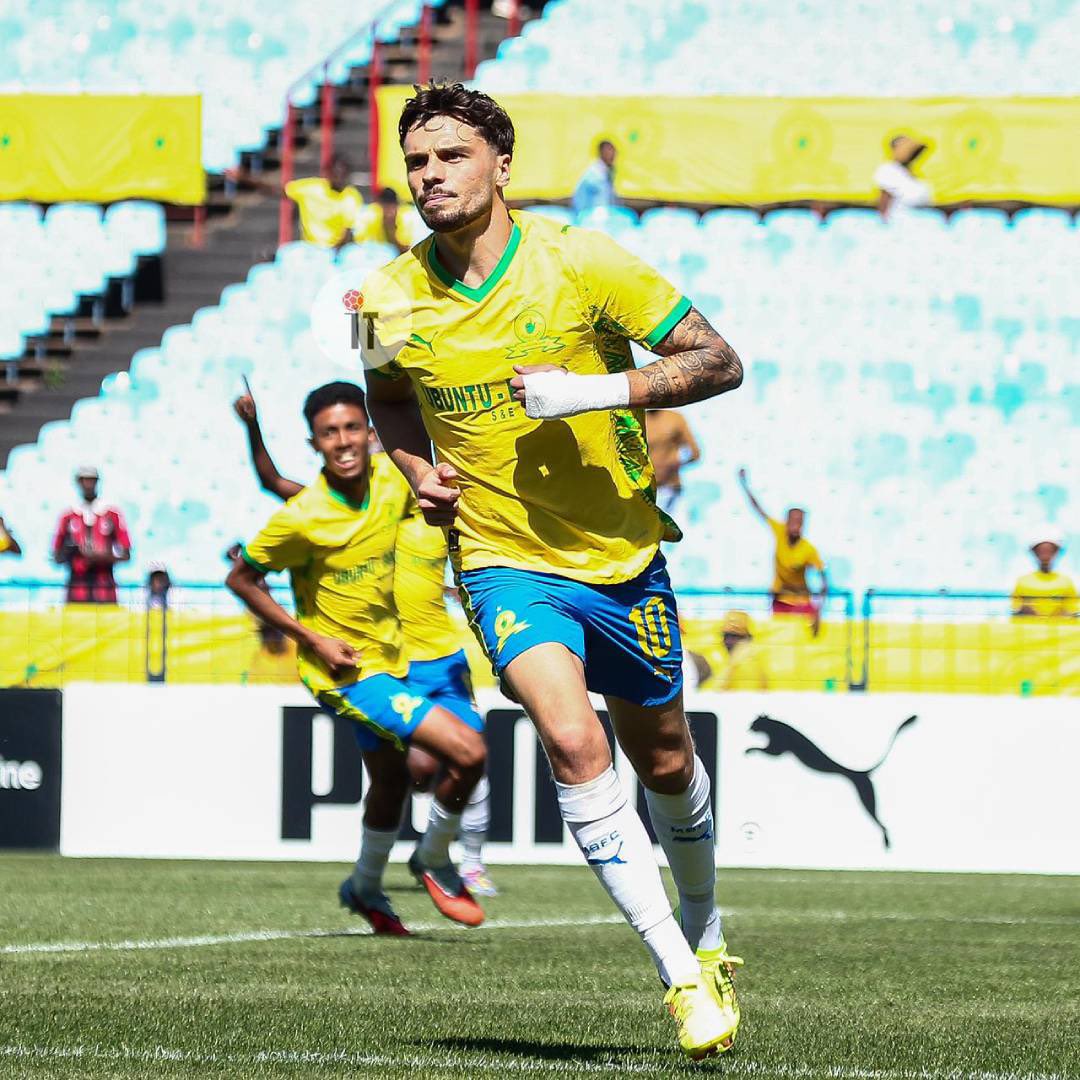 Nuno Miguel Valente Santos. WHAT A PLAYER!!! Announce him again <a href="/Masandawana/">Mamelodi Sundowns FC</a> 😭😭😭😭😭😭😭