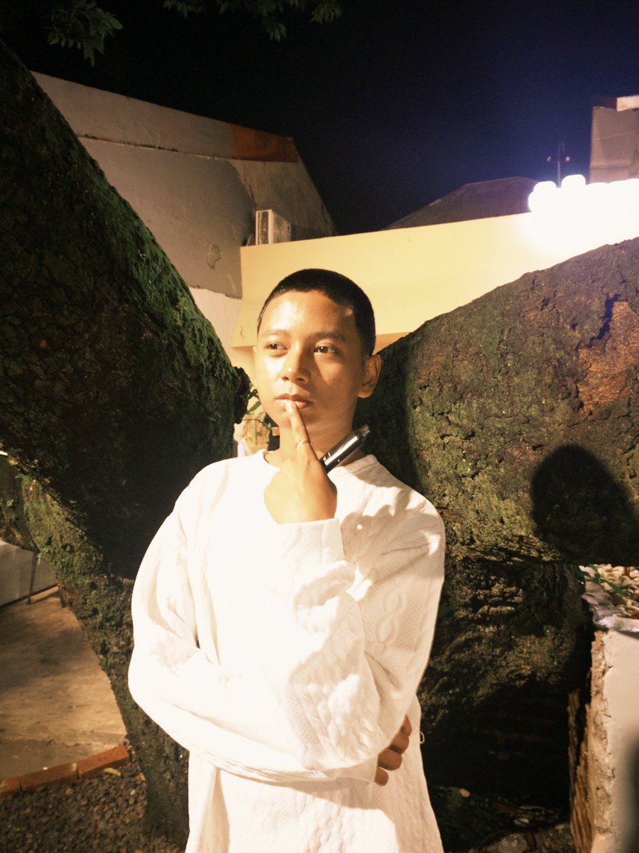 oasis4lyfe tweet media