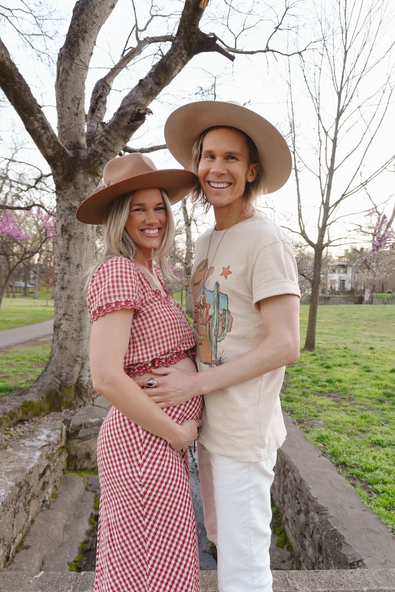 lanceandlea's tweet photo. Our very own little wildflower baby girl coming July 2026 🌸 our hearts are overflowing with love!!! https://t.co/5cYH9jnUsR