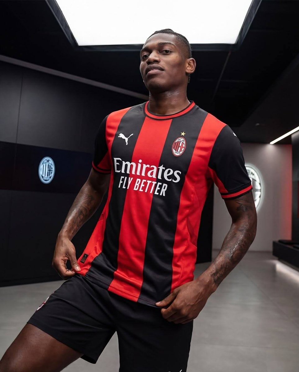 ZeldaMilanista's tweet photo. LEAO &amp; PAVLOVIC con la maglia del Milan 2026/2027 ❤️🖤 https://t.co/oUPvY9t3ld