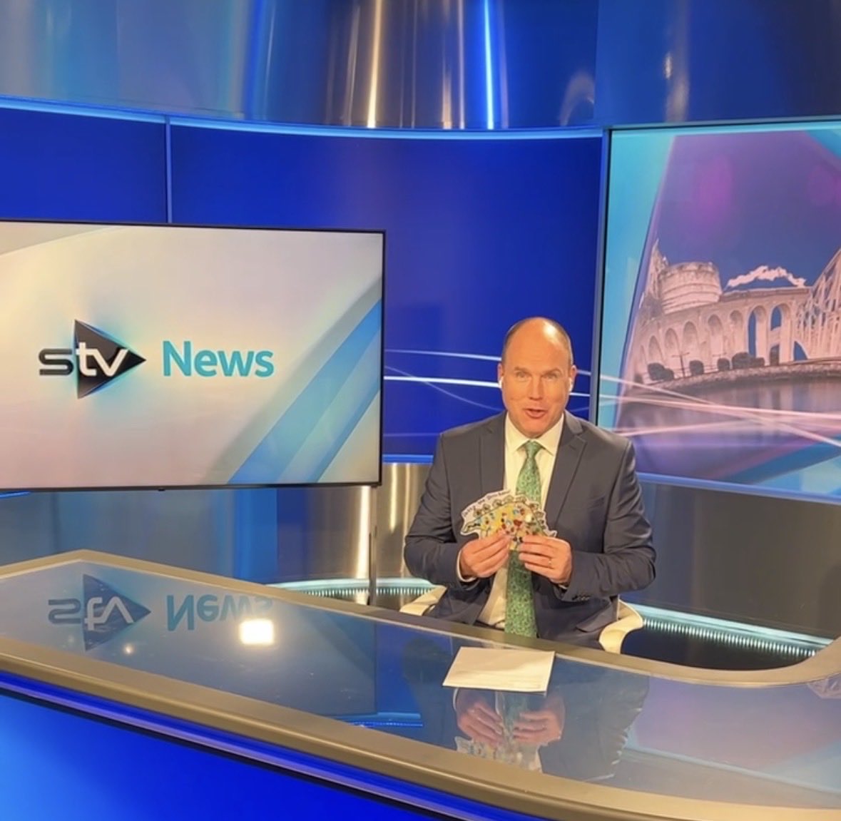 john_d_mc's tweet photo. Wishing this Scottish legend a happy retirement @RealMacKaySTV Think he’s only doing it so I stop pestering him to send random videos to my class! Always been happy to help over the last 8 years! 😊 https://t.co/P4UwWzP5rB
