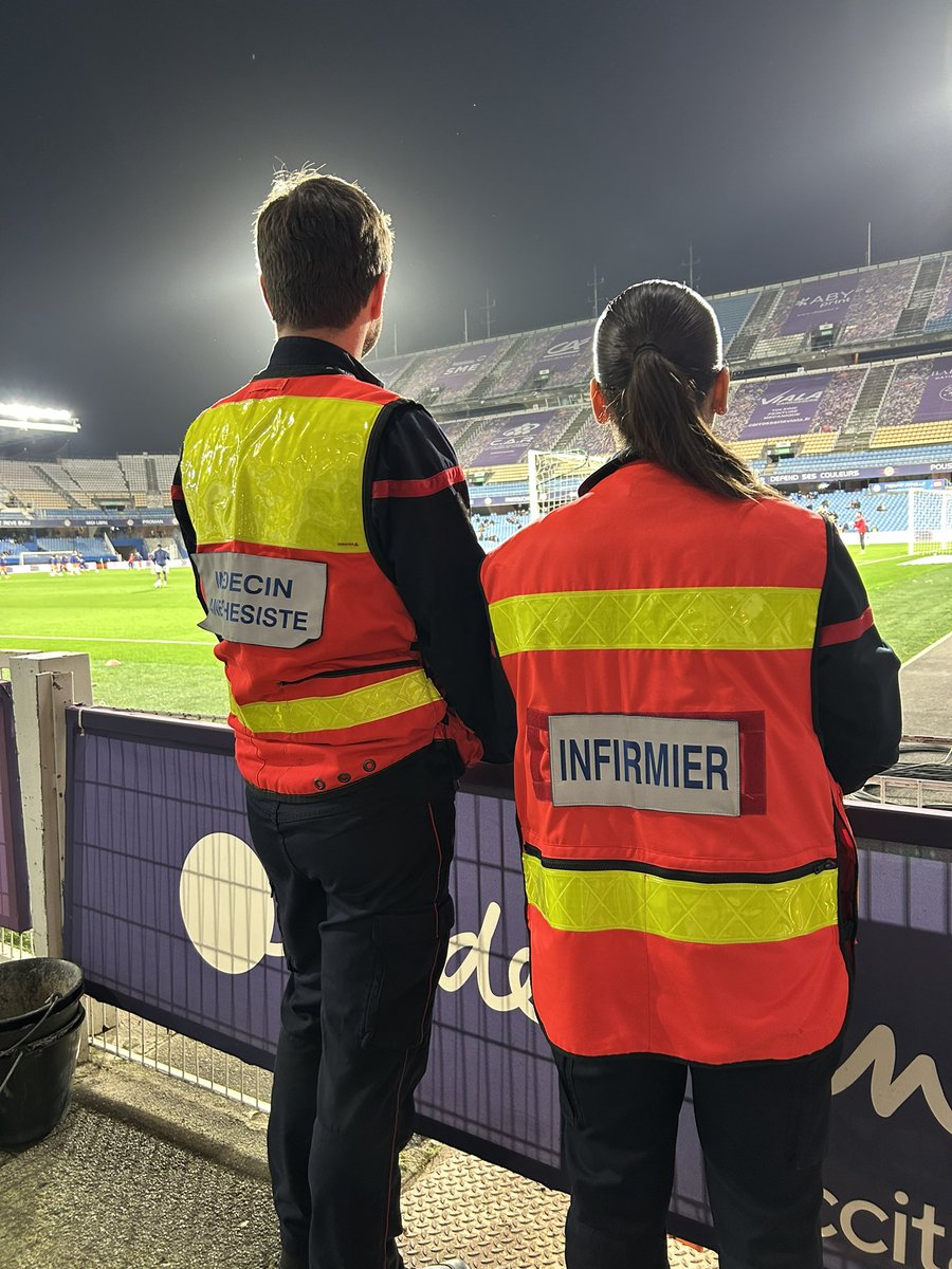 PompiersHerault's tweet image. #DPS|| Comme à chaque match au Stade de la Mosson @montpellier_ les sapeurs-#pompiers de l’#Hérault assurent votre #sécurité même si ce soir #pailladinos est venu « perturber »les effectifs présents 
🔺Saint Mathieu de Tréviers 
🔺Clermont l’Hérault 
🔺Claret
🔺Marsillargues