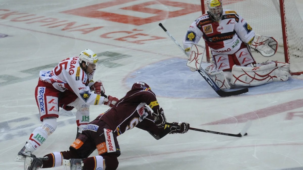 Robert Sára tweet media