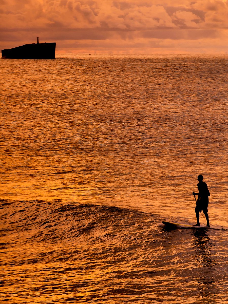 faço umas fotos aí 📷 tweet media