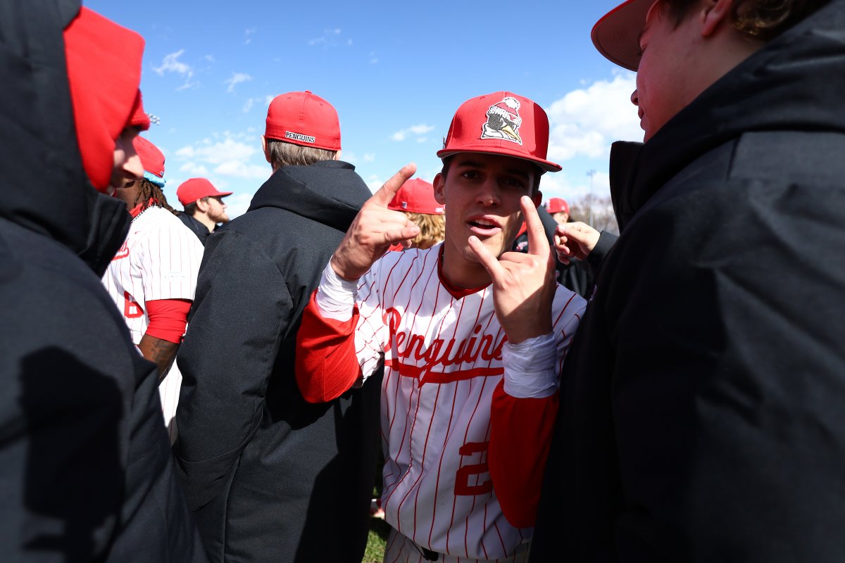 YSU Baseball 🐧 tweet media