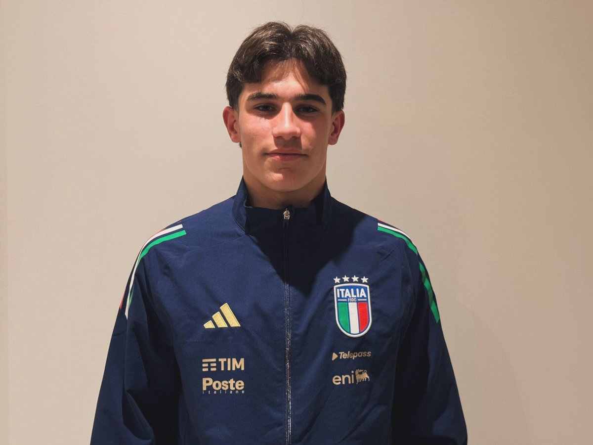 ACPerugiaCalcio's tweet photo. 🇮🇹 𝐃𝐎𝐓𝐓𝐎𝐑𝐈 𝐄 𝐕𝐈𝐍𝐓𝐈 𝐂𝐎𝐍𝐕𝐎𝐂𝐀𝐓𝐈 𝐈𝐍 𝐍𝐀𝐙𝐈𝐎𝐍𝐀𝐋𝐄 𝐔𝐍𝐃𝐄𝐑 𝟏𝟖

https://t.co/wVqK6aJ0t8

#vamosgrifo @seriecofficial @Azzurri #ItaliaUnder18 #Dottori #Vinti https://t.co/Rr0zW6JVQD