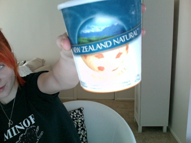 picsofhayley's tweet photo. 16 years ago today, Hayley via socials:

"A funny little man showed up to my mom’s door the day that I got home and brought us all this ice cream from New Zealand. Did he follow me here from Christchurch? Who knows… but… I will now eat this whole thing."

(On March 12, 2010) https://t.co/lFH99PdB3B