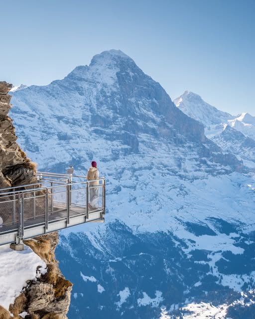 boisdulac_'s tweet photo. The First Cliff Walk puts you right out in front of the mountains. 
A few steps onto the platform and the whole view opens up across the Jungfrau Region.
#GrindelwaldFirst #FirstCliffWalk https://t.co/2iwwky2ZVW