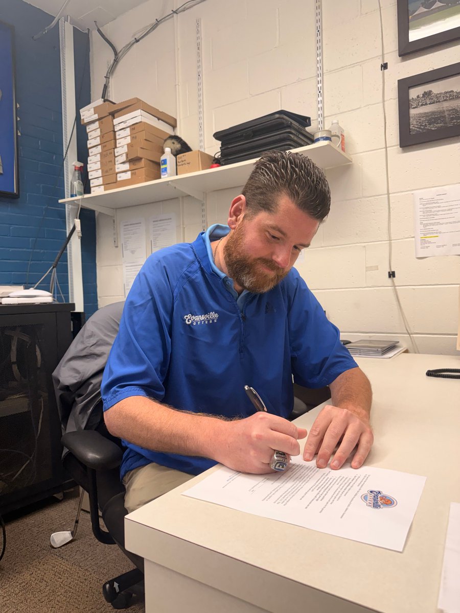 Evansville Otters tweet media