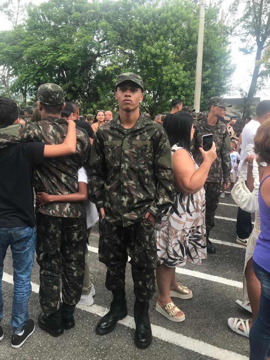 Aprenda a suportar o desconforto e a fadiga sem queixar-se e seja moderado em suas necessidades…🪖🔰🫡