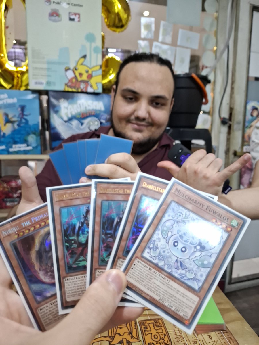 LairofDankness tweet media