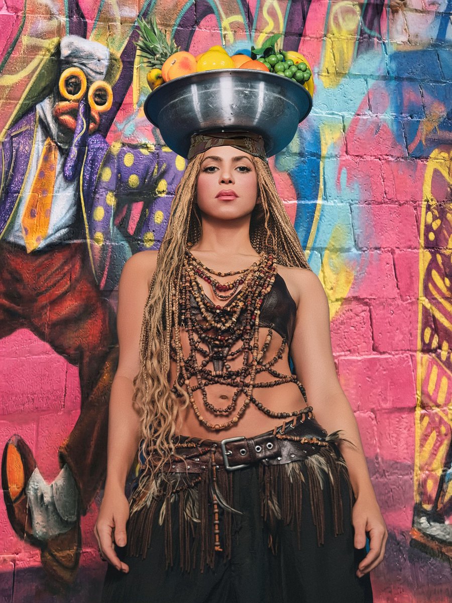 ✨✨📸 <a href="/shakira/">Shakira</a>