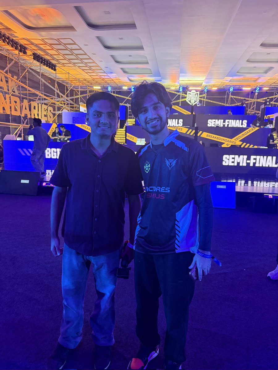 ashexe01's tweet photo. Great meet with players of @GodLike_in &amp; Owais Bhai With Clutchgod AKA Lala

#bgis2026 #BGMI #bgis #godlike #krafton #kraftonindia https://t.co/EYyOxb6ulM