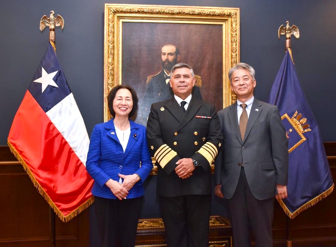 Embajada del Japón en Chile tweet media