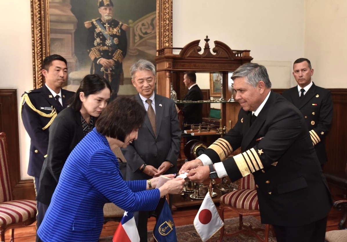 Embajada del Japón en Chile tweet media