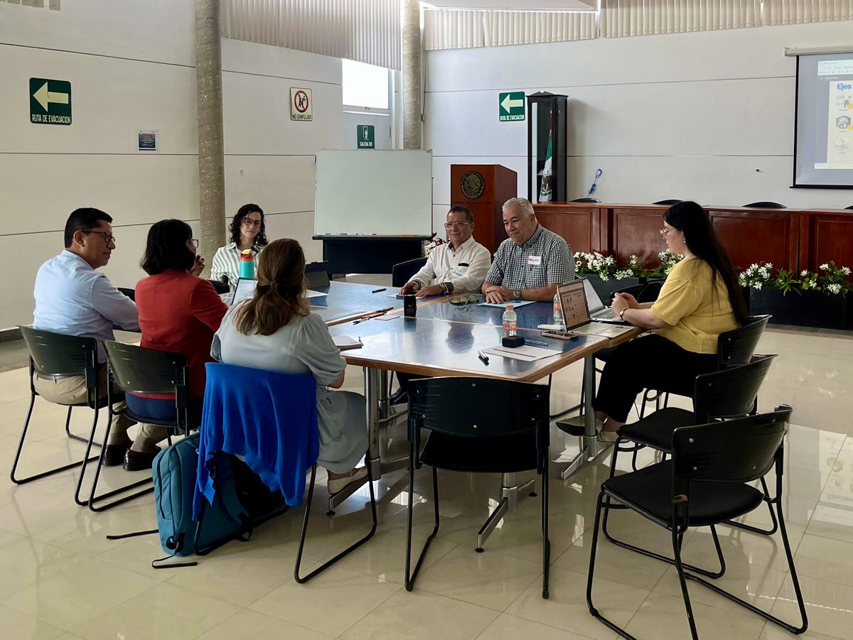 ddhh_scjn's tweet photo. 💡 Hoy concluimos la 3ra. Jornada de “La Corte por los #DESC” en Tuxtla Gutiérrez, #Chiapas, donde reunimos voces de organizaciones sociales, personas juzgadoras y la academia de la región Sur para fortalecer el #AccesoALaJusticia y a los derechos sociales y ambientales.
#DGDHJP https://t.co/4GBSmKYCHA
