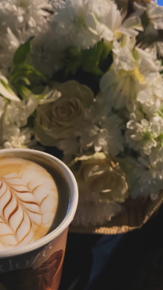 اليَقين tweet media