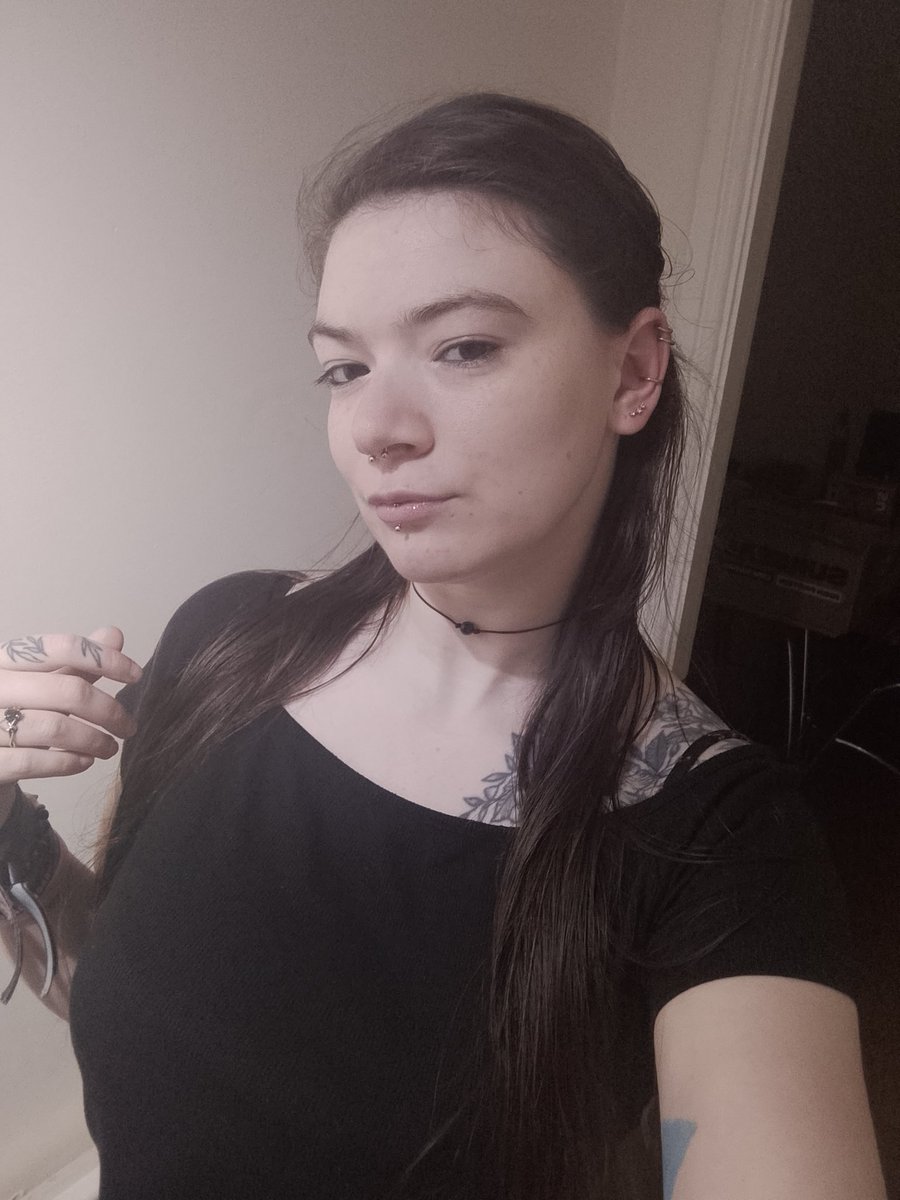 Ember | Little streaming bean 🫘 tweet media