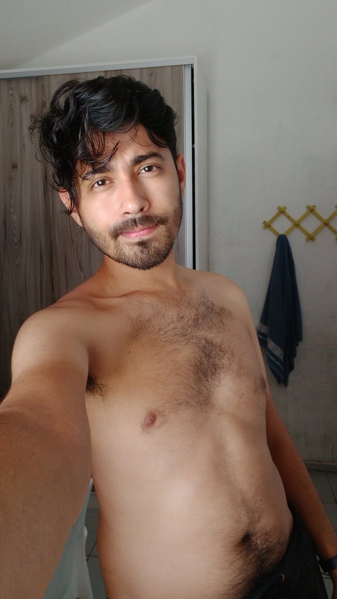 Avery 🐼 tweet media