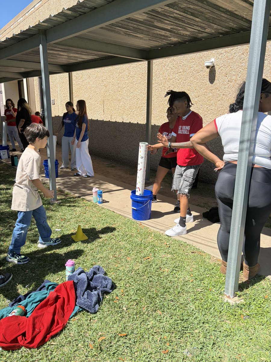 Dulles Girls Basketball 🏀 tweet media