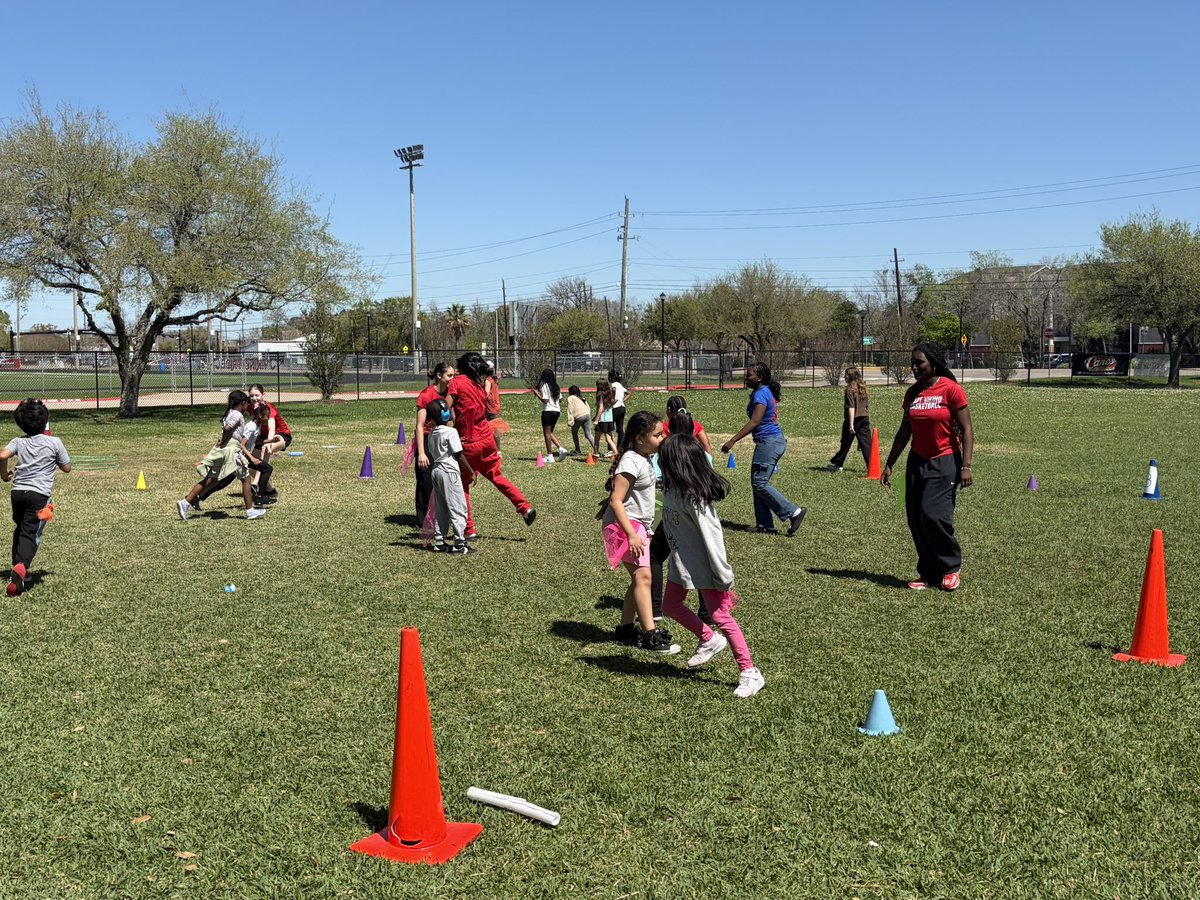 Dulles Girls Basketball 🏀 tweet media