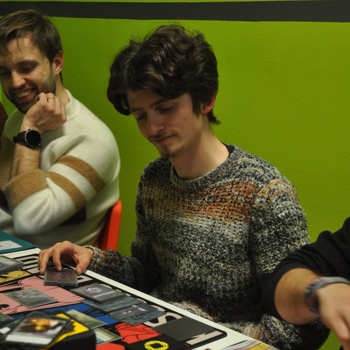 thefoolstcg's tweet photo. Our first card has been drawn…

Tarot: The Emperor, IV
Role: Player; social assistant
Style: Control

🇮🇹 “In realtà per ora gioco Ezreal, però almeno così vedo i colori del post."
#mediaesperienzaperidaltonicichegiocanoariftbound https://t.co/4EPUjb7ibS
