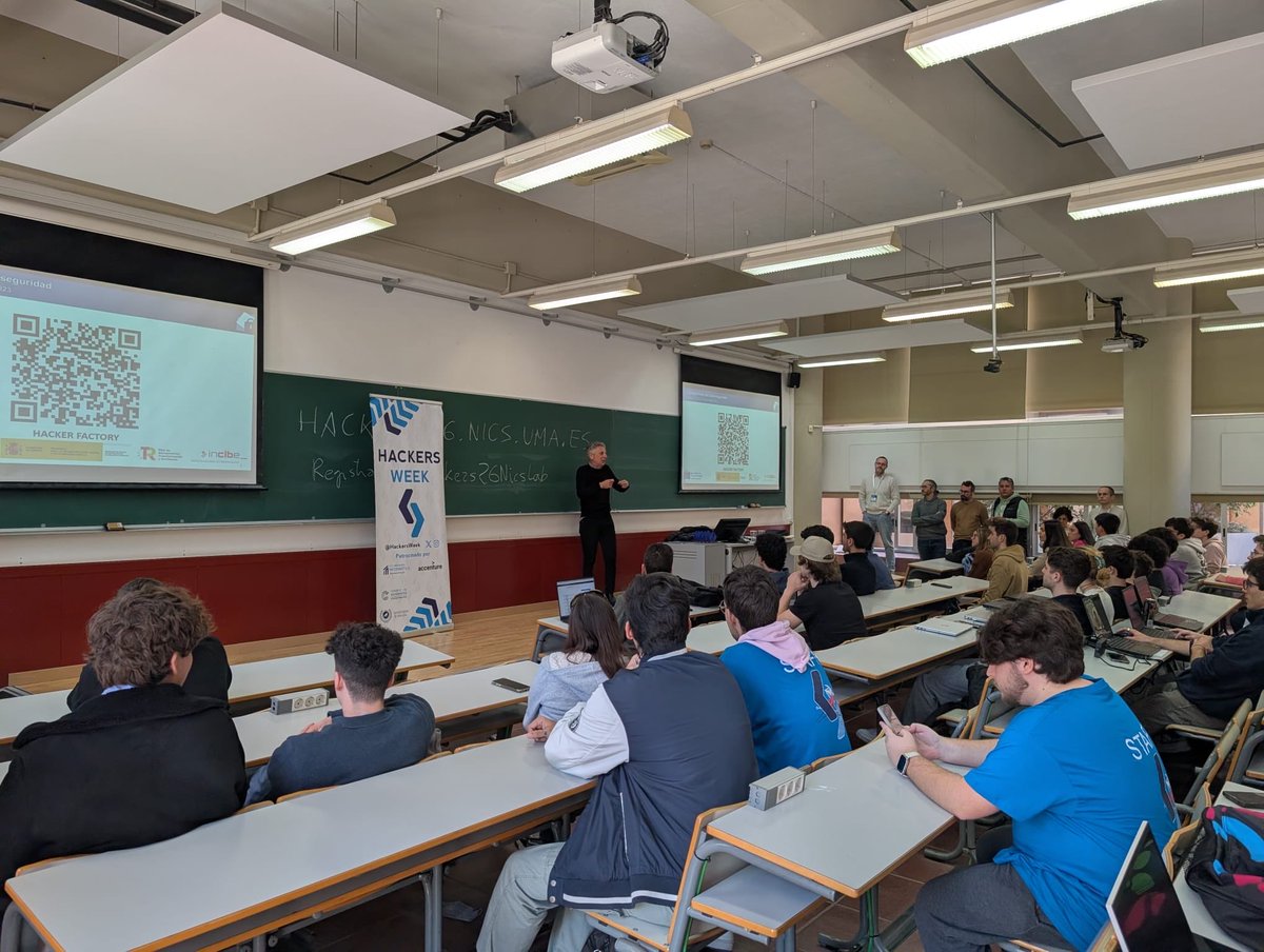 ETSI Informática UMA tweet media