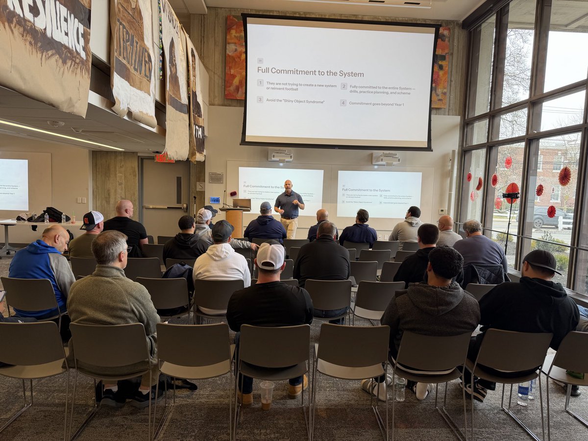 Daniel Chamberlain tweet media