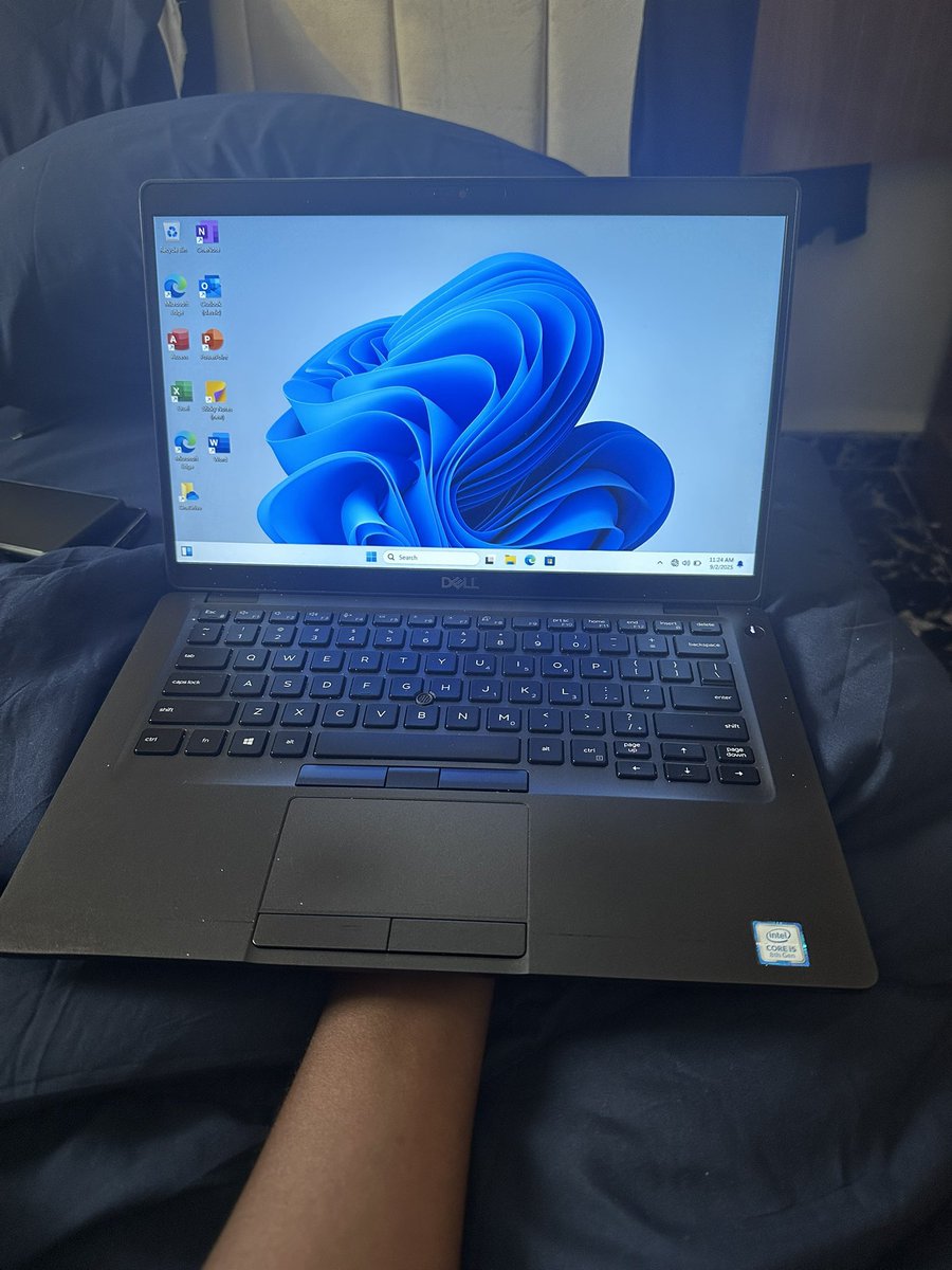 Val Gadgets tweet media