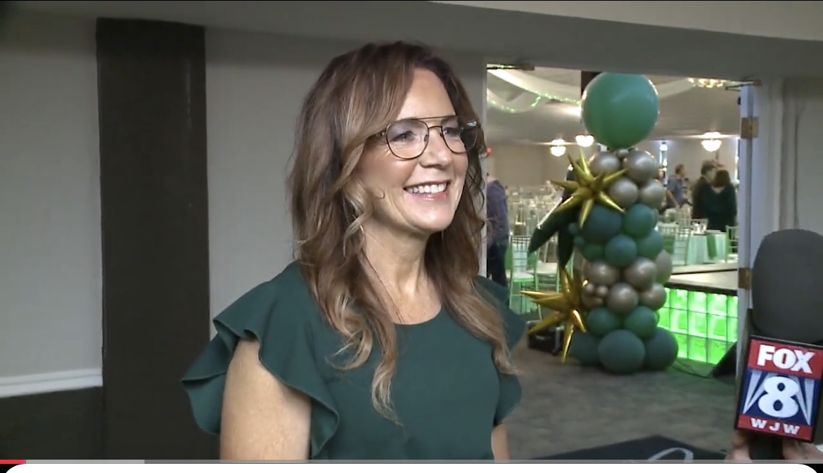 EarsToU's tweet photo. What a beautiful way to start the Ears To You Gala this past Saturday! 💚💛 

Before the evening officially began, our wonderful MC, @TracyMcCool from @fox8news, took a few minutes to talk with me about the mission of Ears To You and the incredible cancer survivors we were there to celebrate.

It was the perfect way to kick off a night filled with hope, joy, and so much generosity. I’m so grateful to everyone who came out to support our Honored Cancer Survivors and the work we do together.

Here’s the interview from the start of the evening! https://t.co/fbsJujA1MF
 #joyandhope @EarsToU
