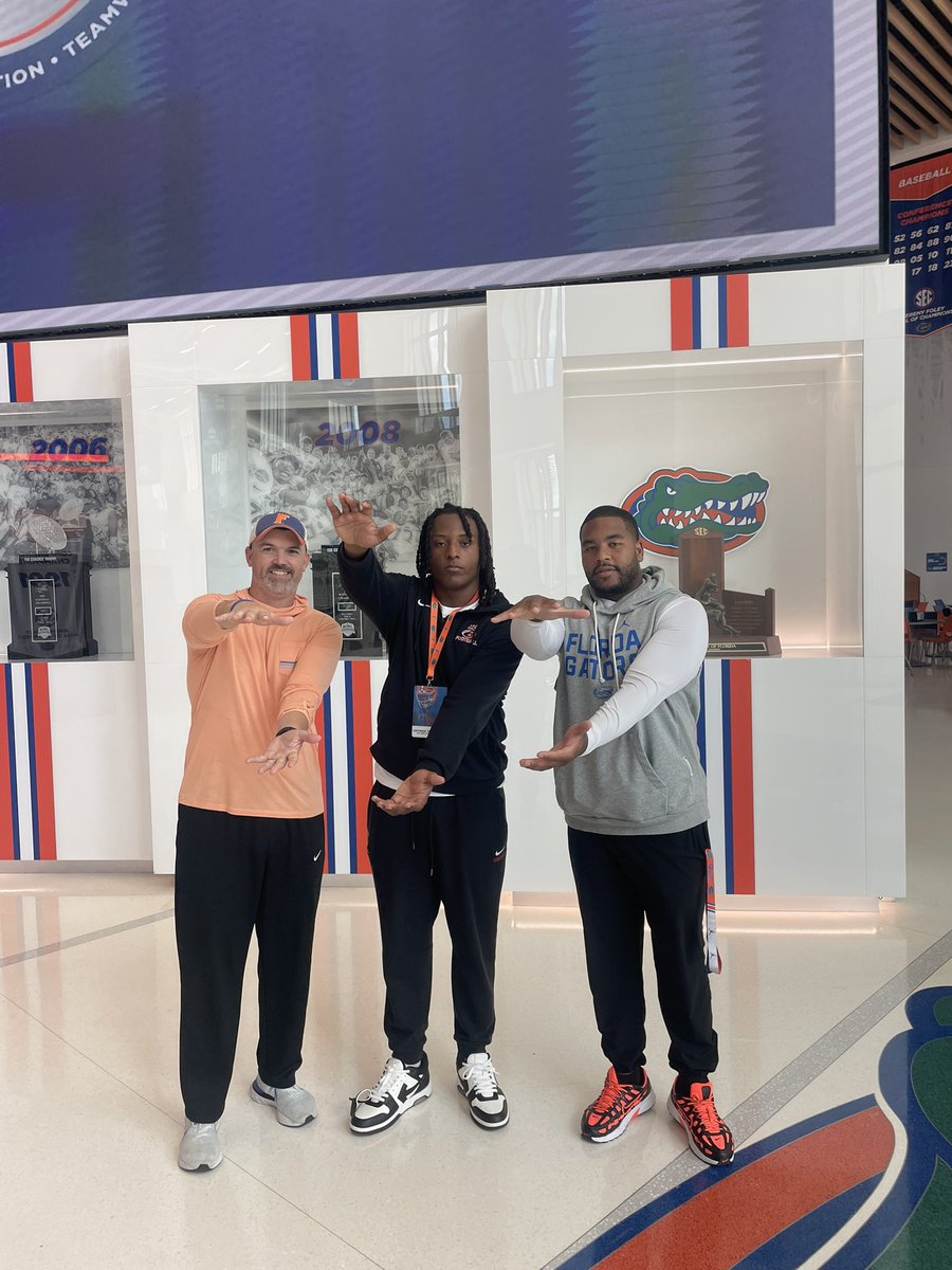 Antonio thomas jr tweet media