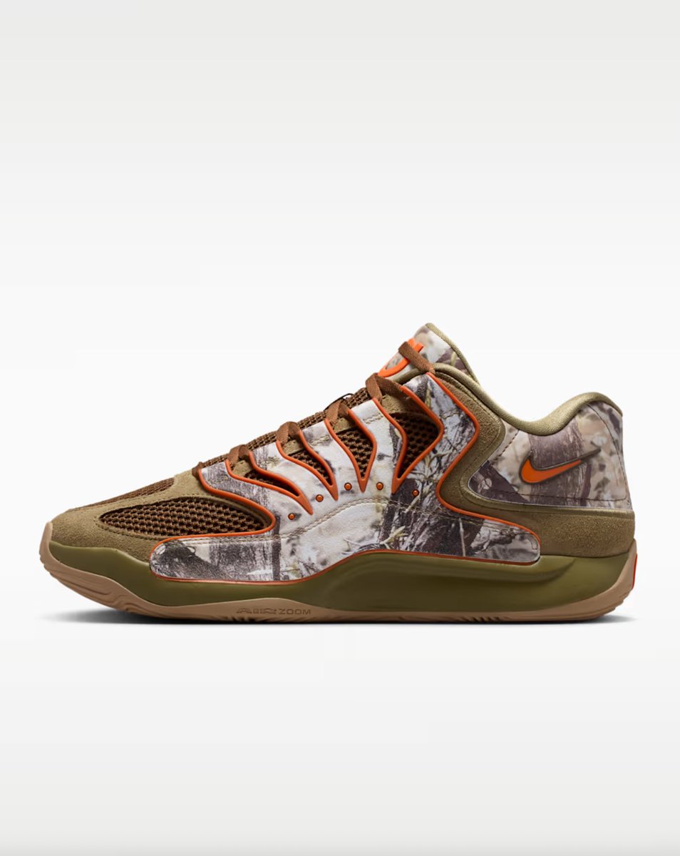 SOLELINKS's tweet photo. Ad: Dropped today: Chet Holmgren x Nike KD 18

Space Purple
Foot Locker:https://t.co/QVjARE0fXt
DSG:https://t.co/H8DLyIgPgZ
Nike:https://t.co/uNetaBsfWO
Hibbett:https://t.co/72oUOceEsM

Real Tree
Foot Locker:https://t.co/qR5uOV5827
DSG:https://t.co/ltMOXHHoPL
Hibbett:https://t.co/DM8kZ9mBYn