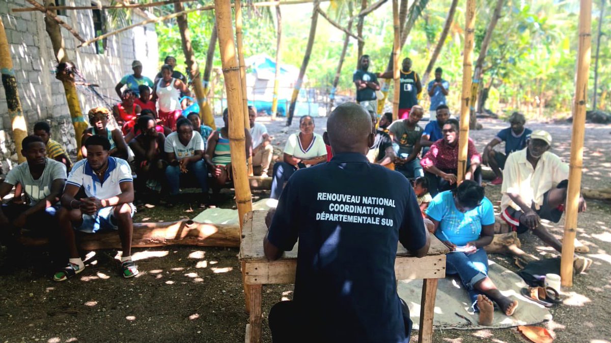 rnayiti22's tweet photo. Après Les Cayes,Camp-Perrin et Port-à-Piment,la Coordination Sud du Renouveau National était à Tiburon, ce 13 mars pour poursuivre sa campagne de structuration et présenter sa vision à la population.Dans chaque section communale, notre engagement reste le même:Proximité et Action https://t.co/ucCbFYiAy6