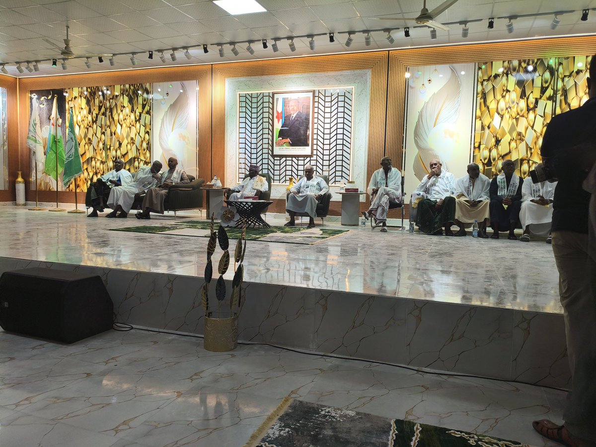abdoulkaderii's tweet photo. Suite à l’inauguration du nouveau annexe RPP d’Obock,  et son appelation à la mémoire de mon père Ibrahim Idriss Djibril Allah yarhamo, dont l’engagement pour notre région et notre parti restera inoubliable. Vive Obock! https://t.co/EbSV4RHS2a