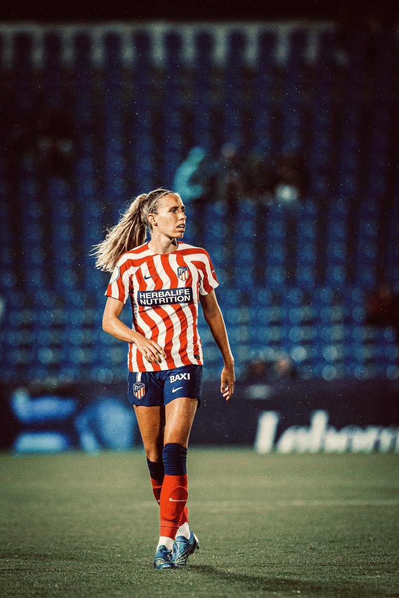 _Mervil_11's tweet photo. Solo me paso por aquí porque hoy es el cumple de Mai🥰 
Maiii Felicidades!!! Vuelve, te echo de menos https://t.co/azHhVgQdRV